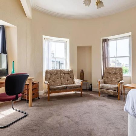 Cosy 2 Bedroom In Edinburgh Old Town Edimburgo Exterior foto