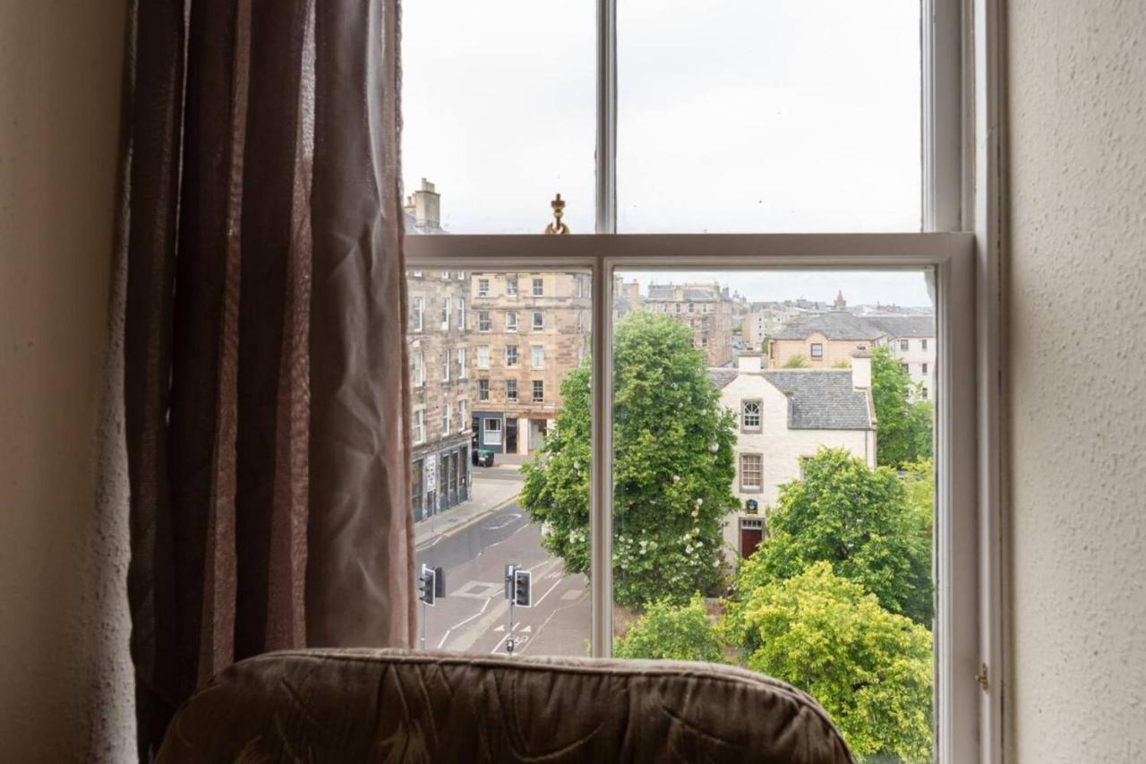 Cosy 2 Bedroom In Edinburgh Old Town Edimburgo Exterior foto