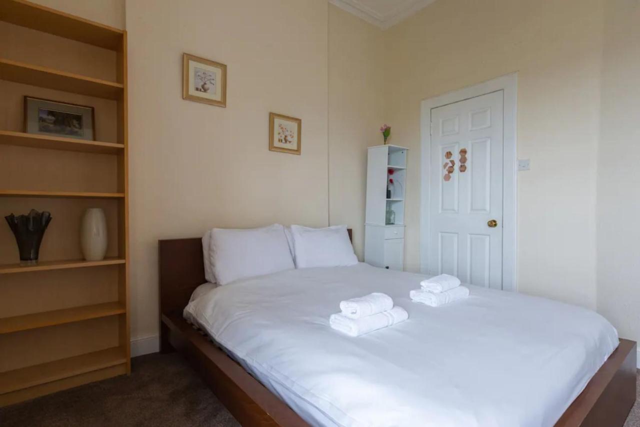Cosy 2 Bedroom In Edinburgh Old Town Edimburgo Exterior foto