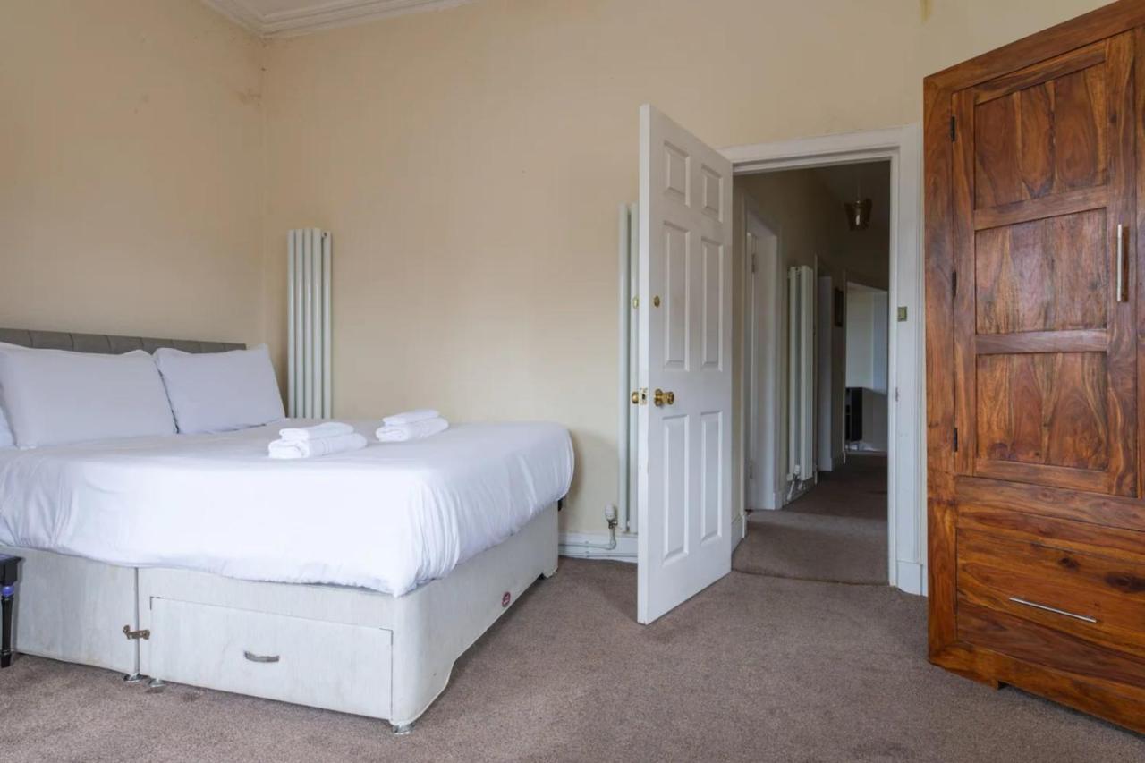 Cosy 2 Bedroom In Edinburgh Old Town Edimburgo Exterior foto